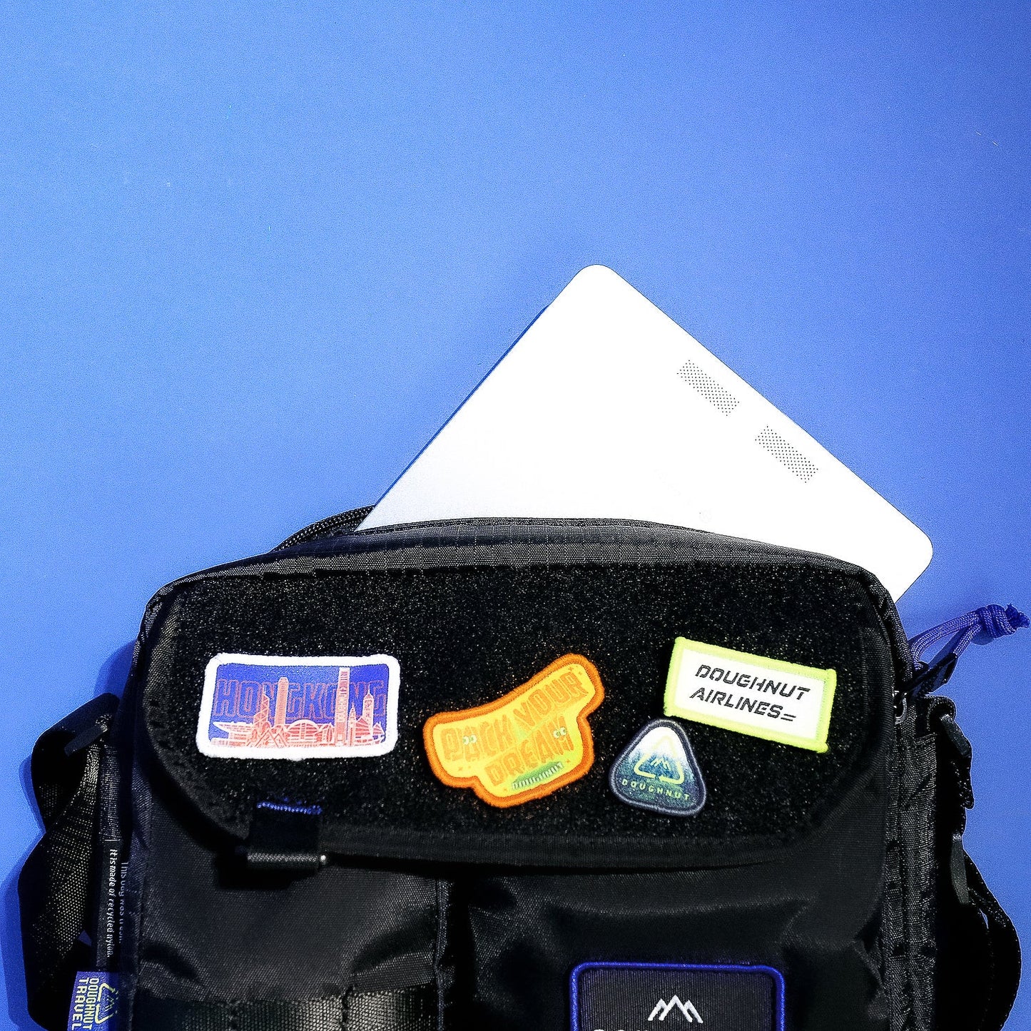 Mission Lite Doughnut Airlines II Series Crossbody Bag